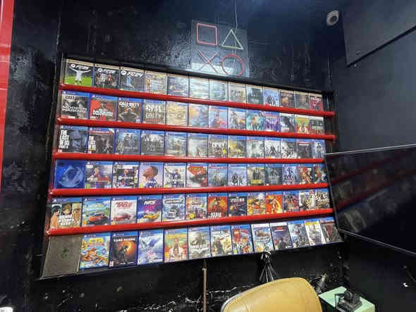 Play station store🪂🔥
متوفر بيع وشراء الإجهزة الألكترونية أنسب الأسعار🔥🇮🇴
للأستفسار 
***********
***********
