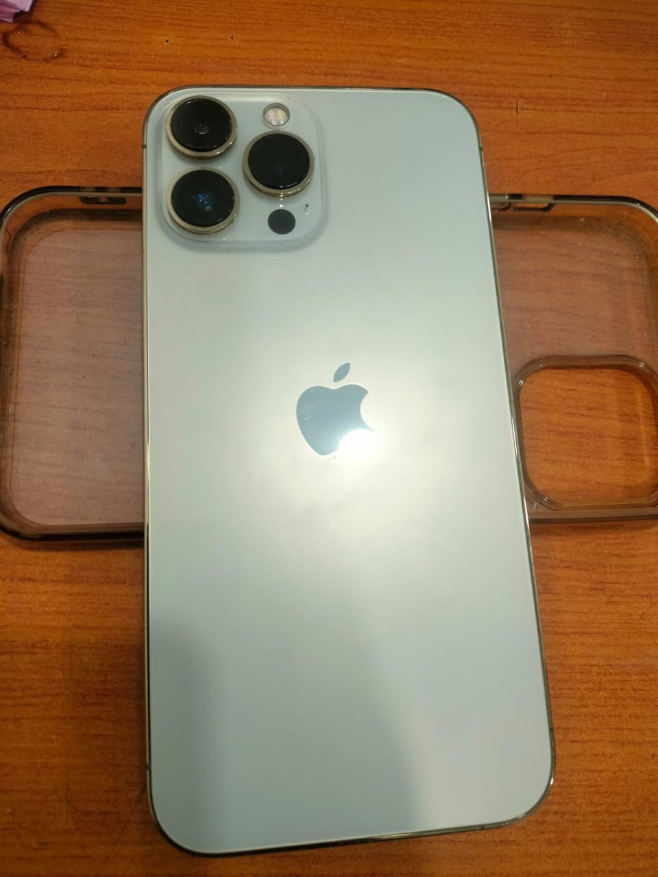 13 برو ماكس أمريكي  ذاكره 256 بطاريه 87 الجهاز زلغ مابي مكفول من اي تصليح وين مايعجبك افحص شريحه إلكترونيه 
مكاني كربلاء 
***********
***********
