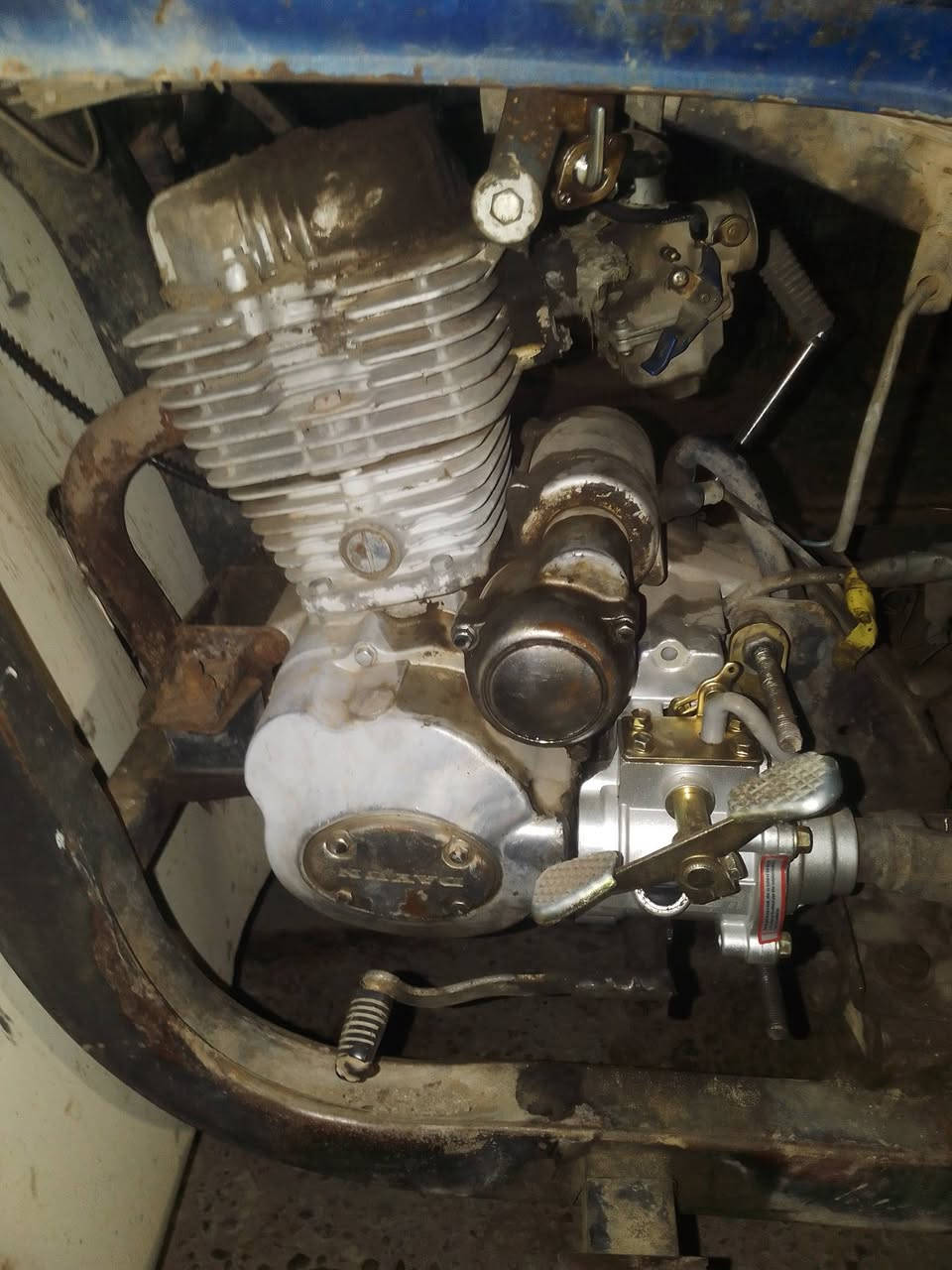 السلام عليكم ورحمة الله وبركاته ستوته لبيع محرك خير من الله بدي نضيف هندر واحد تشتغل لتصال ***********
