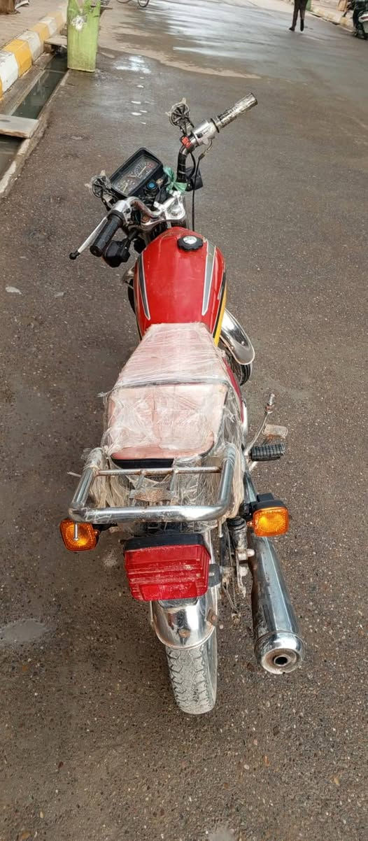 اسلام عليكم دراجه للبيع مكينه ممفتوحه دراجه حلوه كهربائيات كامله سعر 300 الف مكان القاسم


**إذا كنت صاحب هذا الإعلان وتريد حذفه لأي سبب، رجاءا أرسل رسالة إلى الدعم الفني**