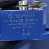 مكثفات • فولت عالي • قطع إلكترونية