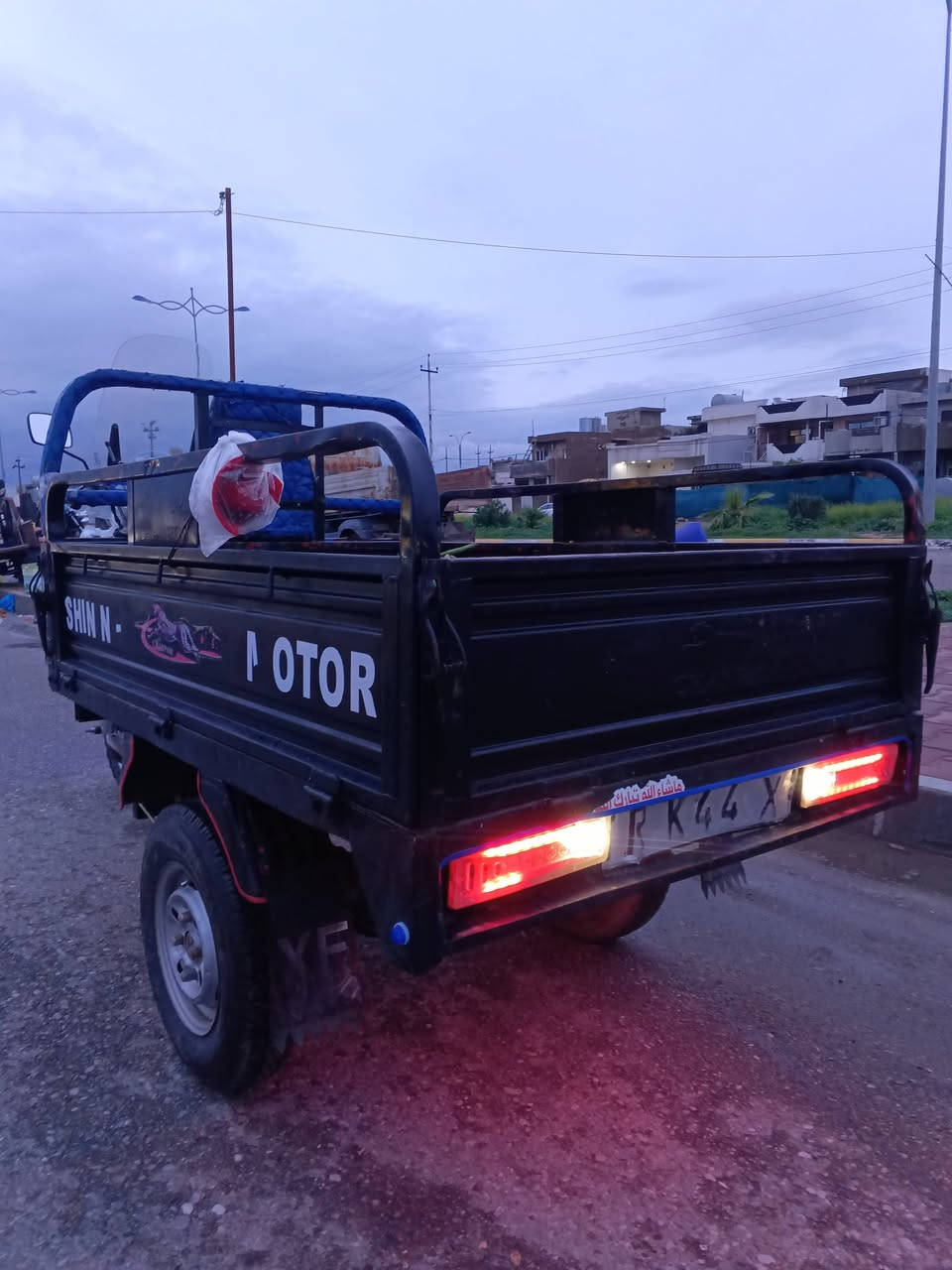 السلام عليكم ستوته للبيع موديل 19 محرك رگبه شرط كهربائيات شرط سعر مليون و 100 وبيهه مجال قليل مكاني كركوك حي العسكري الشاري يتصل ***********
