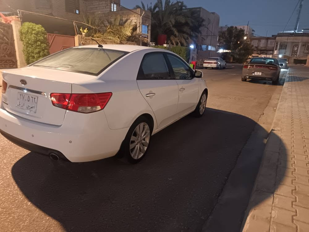 سيراتو خليجي مديل ١٣ سياره مكفول من الضربه والتبديل الصبغ بيه حلوب فقط سياره جديده سعر ٨٥ رقمي *********** البصرة, العراق
