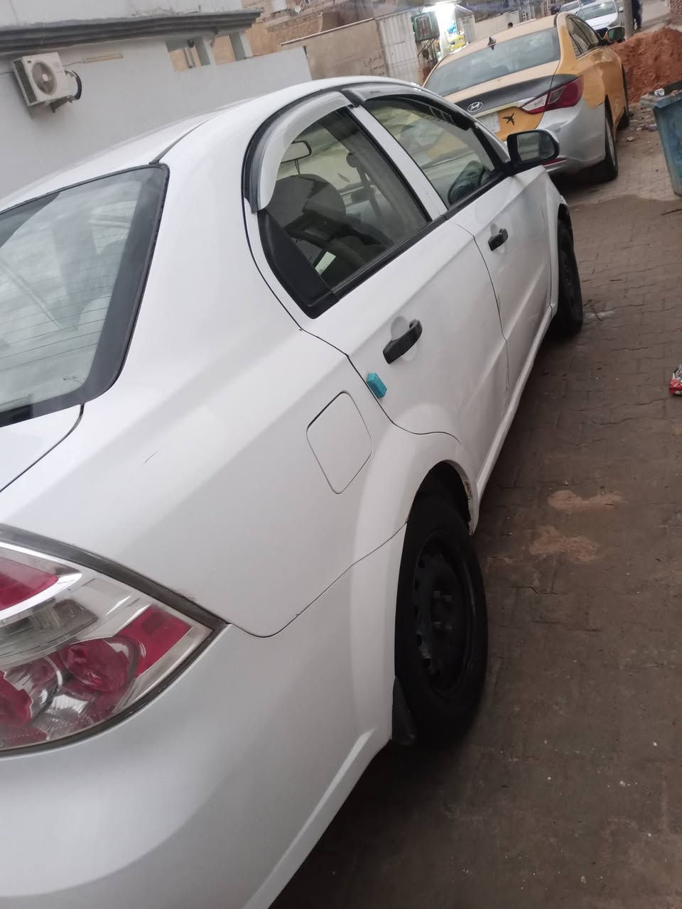 السلام عليك افيو موديل 2011خصوصي رقم بابل بيهه صبغ شكم قطعه اثر شخوط احسبهه حزام وبيهه ضربه بلجنطه بلبك لايت كير محرك مكفول اتمتيك سياره حلوه مامتعوبه اتصال سعرهه 65مكان السياره نجف اتصال ***********
