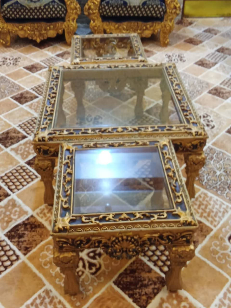 طخم ملكي للبيع اخو الجديد ١٠ مقاعد مع سيت طبلات ملكي
الشراي الاتصال على الرقم التالي
*********** واتساب ماسنجر عمارة, ميسان
