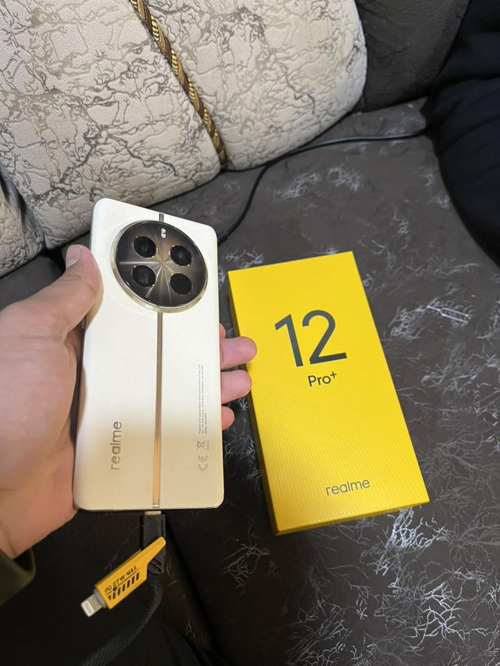 ريلميً12برو بلص
512
١٢ 120X
جهاز ٦٠فريم  
جهاز شاشتو مكسوره بيدي 
ممفتوح 
كامل ملاحقاتو
الجهاز فحم في فحم ادفع سعر  تجي تشوفو وتجيكو وتشلع عيوني  موصل قدس 
***********
