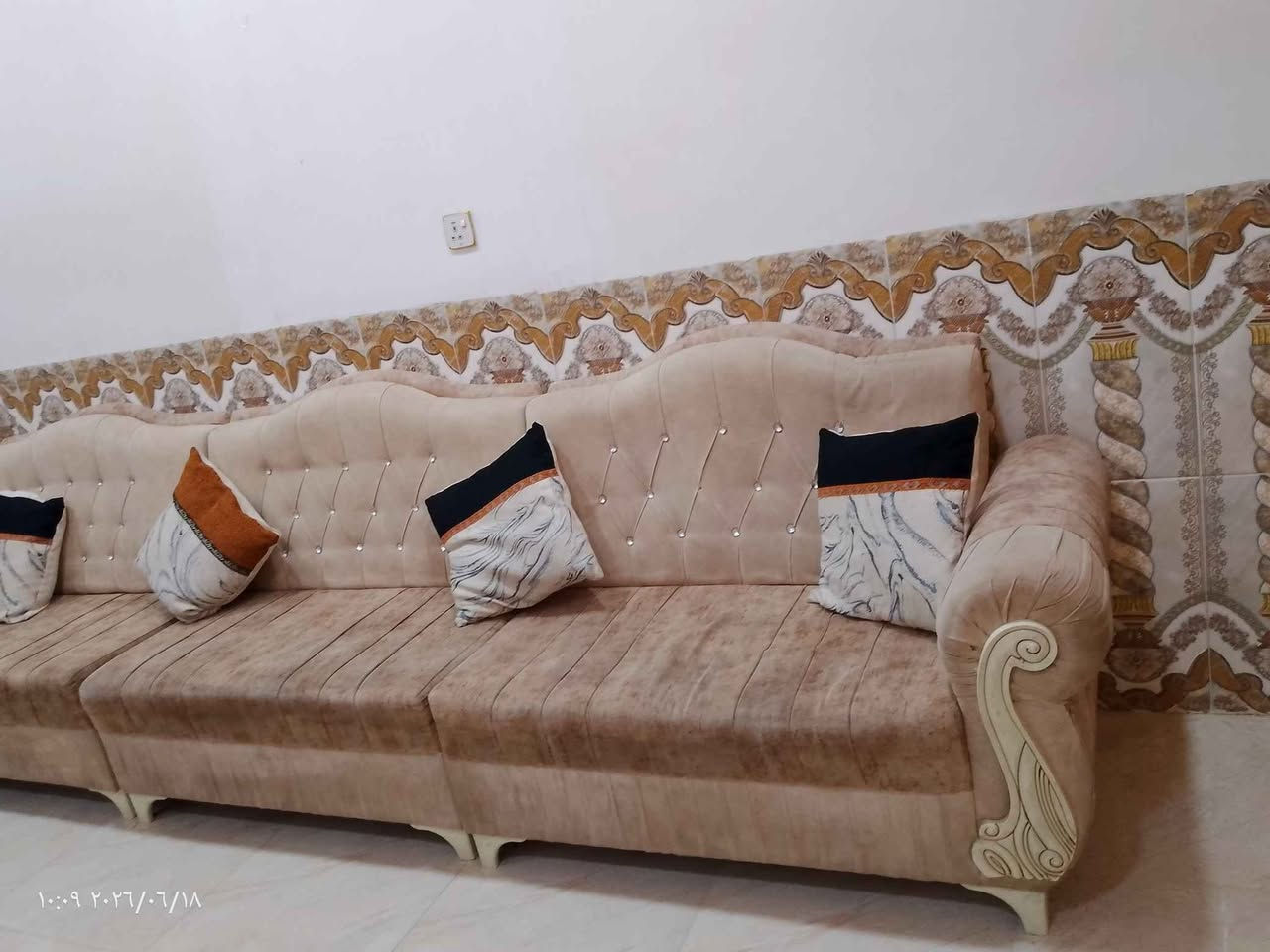 تخم عشر مقاعد للبيع العنوان أبو غريب خرنابات رقم ***********او*********** بغداد, العراق
