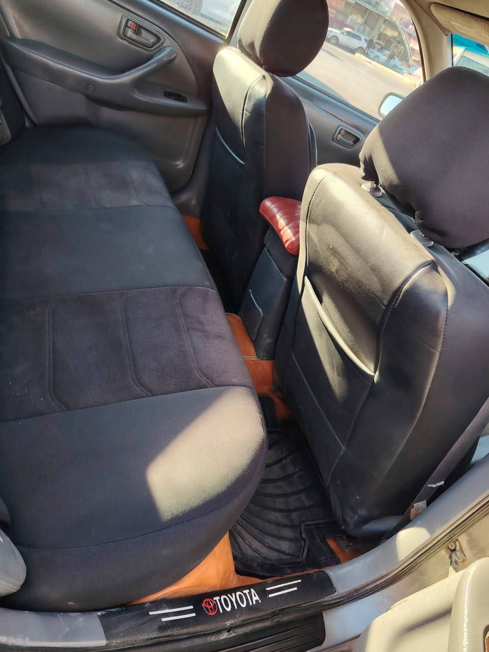 البيع كامري فتحه موديل 2000مكفوله من ضرب وتبديل صبغ جماليه فقط جاهزه من كلشي مابيه اي نقص سعر 80وبيه مجال راعي سنويه كربلاء رقم قادسيه انكليزي ***********
