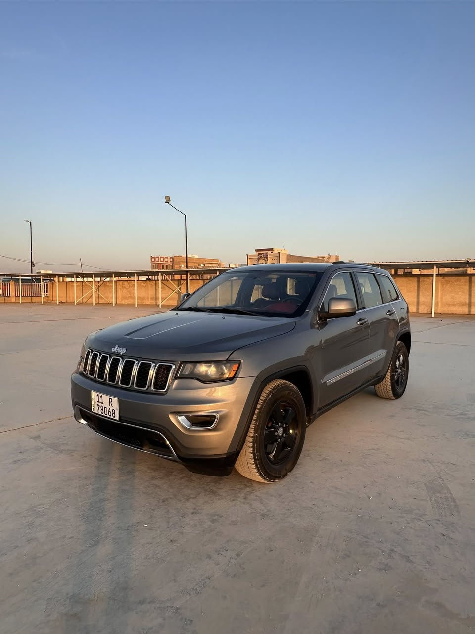 السعر 127 وبيها مجال 
جيب لاريدو 2011 محدث بچم 18 
 6 سلندر 
رقم بغداد  

كير و  محرك و حداديه كفاله لا تنقيص ولا بخار 
تبريد ثلج ❄️
دواخل قرميدي 
حادثها‼️ (( جاملغ وبنيد مال امريكا و بيها بالعراق صبغ بابين))
مكفوله// من الكص و العيب الشرعي و التچيه والكلبه و الدواخل (و التكم الداخليه)
مصبوغه حزام
 وصار بيها زنجار بمقدمة الجامه الاماميه و تصلح و نصبغ 
ابيع عام مثل ما موجود ((السونار  موجود بالمنشور) 
العنوان / واسط الكوت - مركز المدينه 
اتصل وهله بيك 
***********
