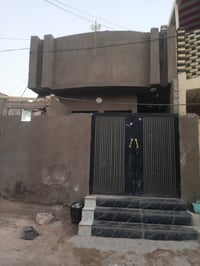 دار ١٠٠م • غرفة وصالة • البراكيه شارع المطار