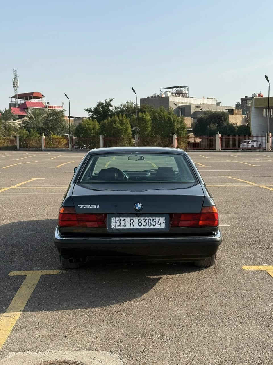 للبيع BMW حجم 735i موديل 1991 ،، محرك وكير مكفولات صدر امامي خلفي جديد تبريد ثلج ،، السياره جاهزه مناقصها شي ،، صبغ عام للجماليه ،، رقم بغداد دولي وبأسمي المكان بغداد حي الخضراء ،، السعر 58 ورقه ،، ***********
