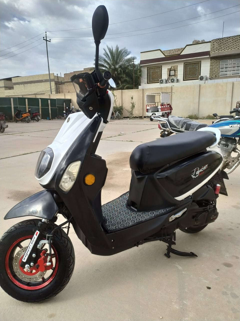 سلام عليكم
البيع بوليس مديل (2024) ياباني تجميع تايلندي 

محرك (100cc) سرعة الدراجه 120.     بيها تشغيل عن بعد (بصمه )
بيها اوراق الوكيل تترقم 

سعر (850) بيها مجال بسيط 
رقم ***********
