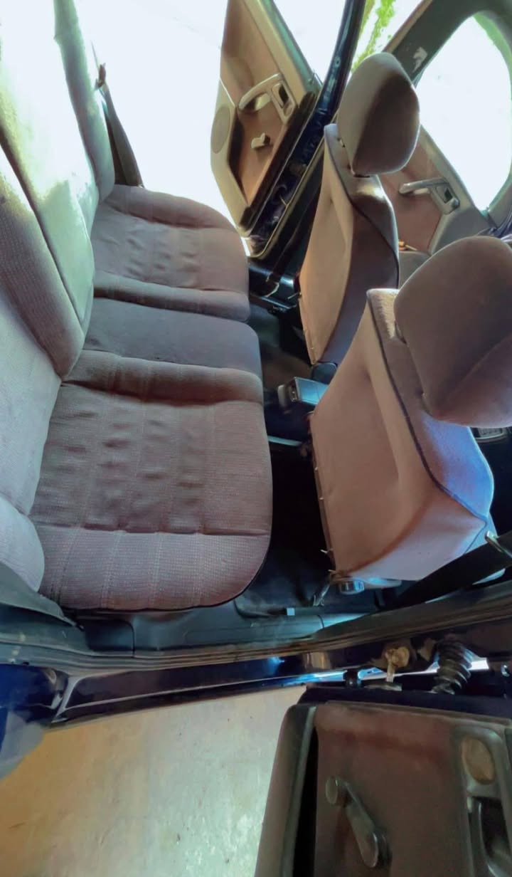 السلام عليكم كولف للبيع موديل 92 مكينة 2000 كير اوتوماتيك تبريد شغال / سعرها 55 بيها مجال/ العنوان بغداد الاستفسار الاتصال ***********
