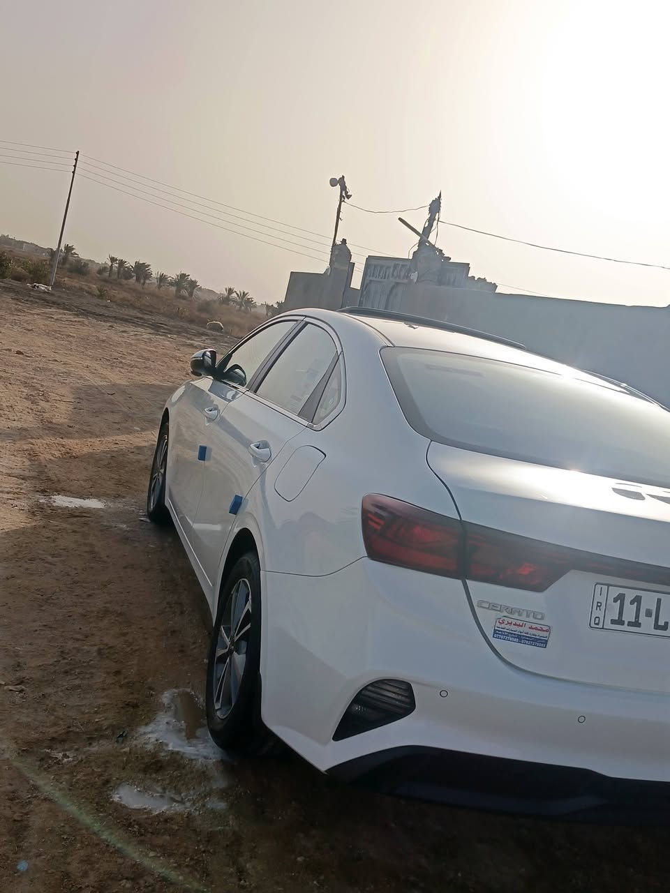 السلام عليكم 
لبيع سيراتو 2024 
محرك 2000 دوش 
فول موصفات
فتحه سقف
ويلكب 
مرايه شفط 
سياره جاهزه لخير 
رقم تصال *********** لستفسار
