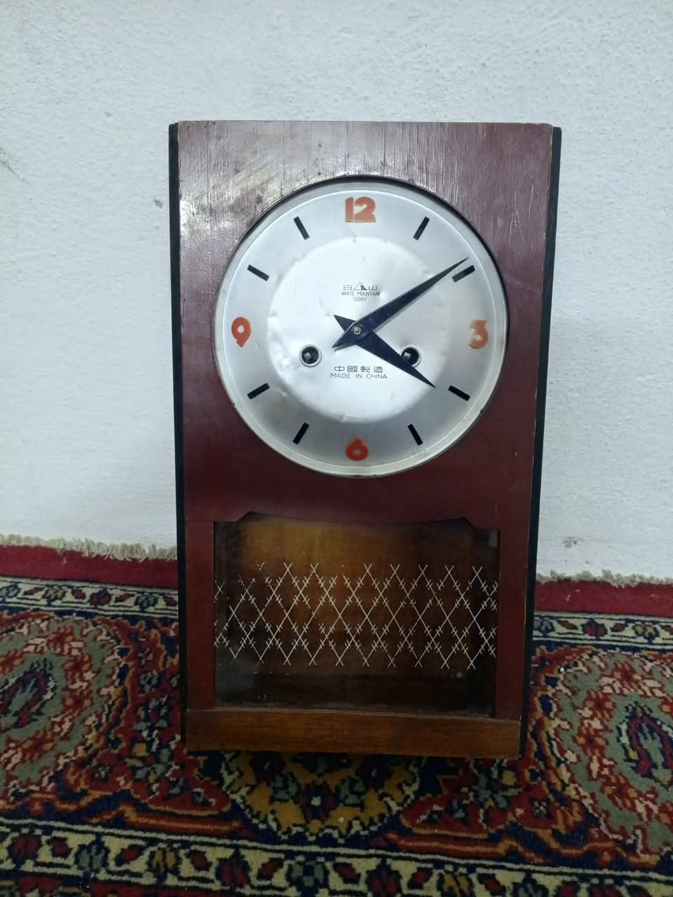 عاطل..............
بدون مفاتيح وحده بدون رقاص 
سعر ٤٠ للاثنين ....


**إذا كنت صاحب هذا الإعلان وتريد حذفه لأي سبب، رجاءا أرسل رسالة إلى الدعم الفني**