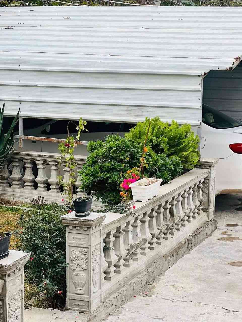 السلام عليكم ورحمة الله وبركاته
(جزء من عملي)

استفسار
 ***********
