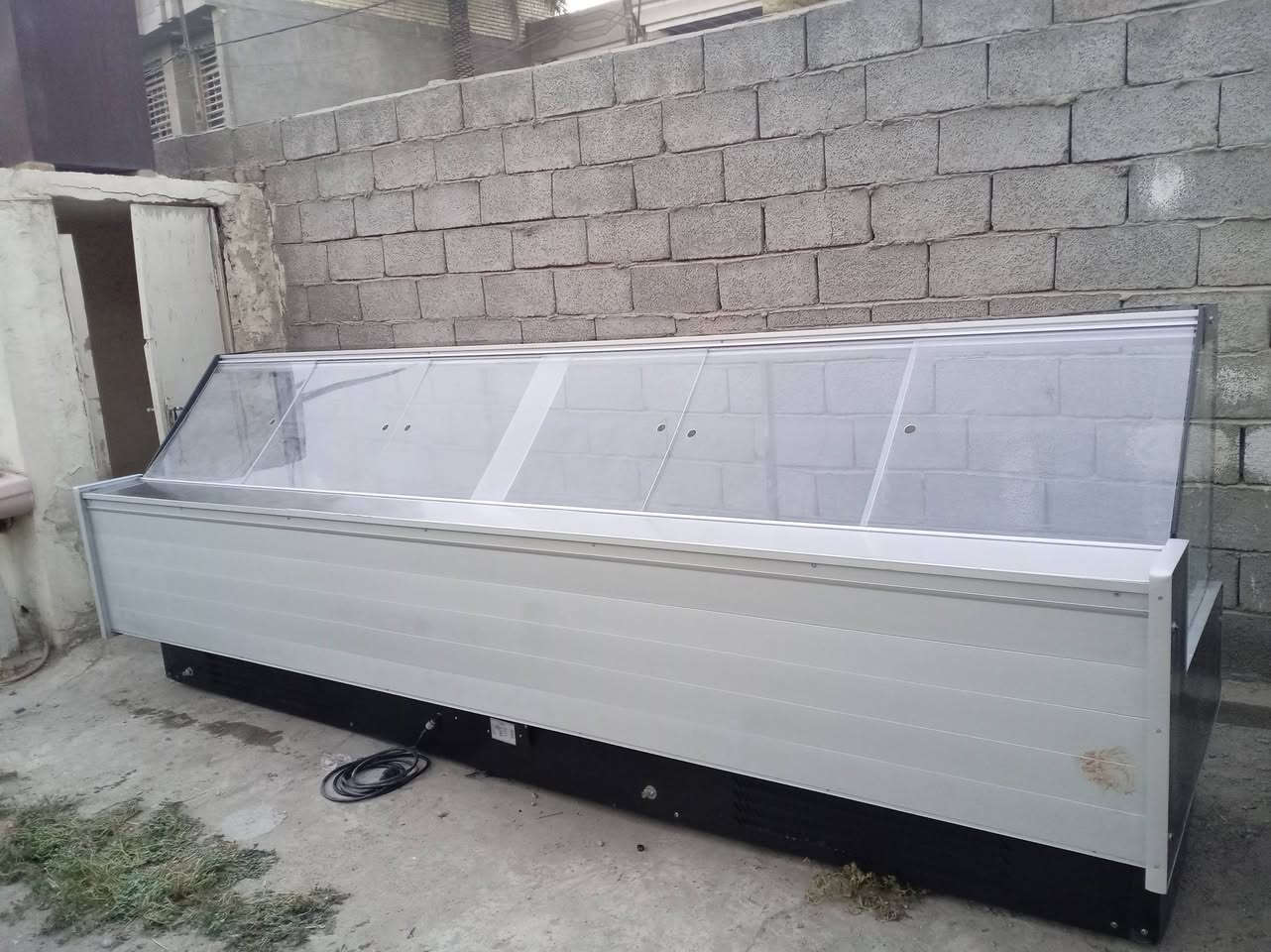 ياالله..
عارضات لحوم ستيراد شركه الزان استعمال أشهر فقط مكفولات من كلشي الجبيره طول ٣متر و٨٠ س دبل مطور والثانيه طول ٢ متر للبيع العنوان بغداد الشراي يتصل. ***********
