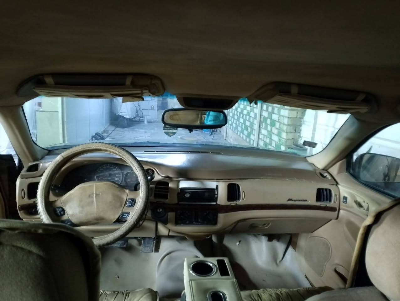 امبالا للبيع ، موديل 2000 نقصها ظفيرة فقط
السعر مناسب جداً ،،، الشراي يتصل او يتواصل واتساب ويدلل 
ه‍ ***********
