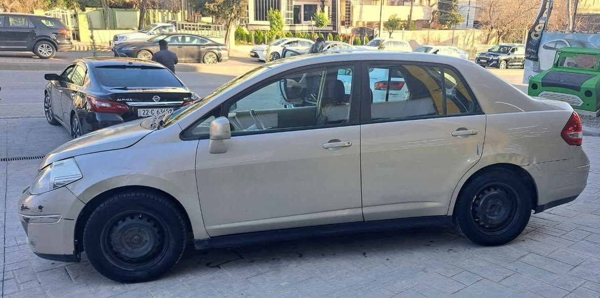 نیسی تیدا 2011 گێر ئۆتۆماتیک 
مەکینە 1.8گەورە 
شاشە ئایپاد 
تەنها سێ پارچە بۆیاخ 
هیچ مەسرەفێکی تێدا نیە 
سەنەوی تازە زۆر پاکە 

سـعـر : لە کۆمێنت داوابکە ڕاستەوخۆ بۆت دێت 📥 

گێر و مەکیەنەی بەشەرت 
هیچ کێشەیەکی تێدا نییە 

ژمارەی خاوەنەکەی 
***********
