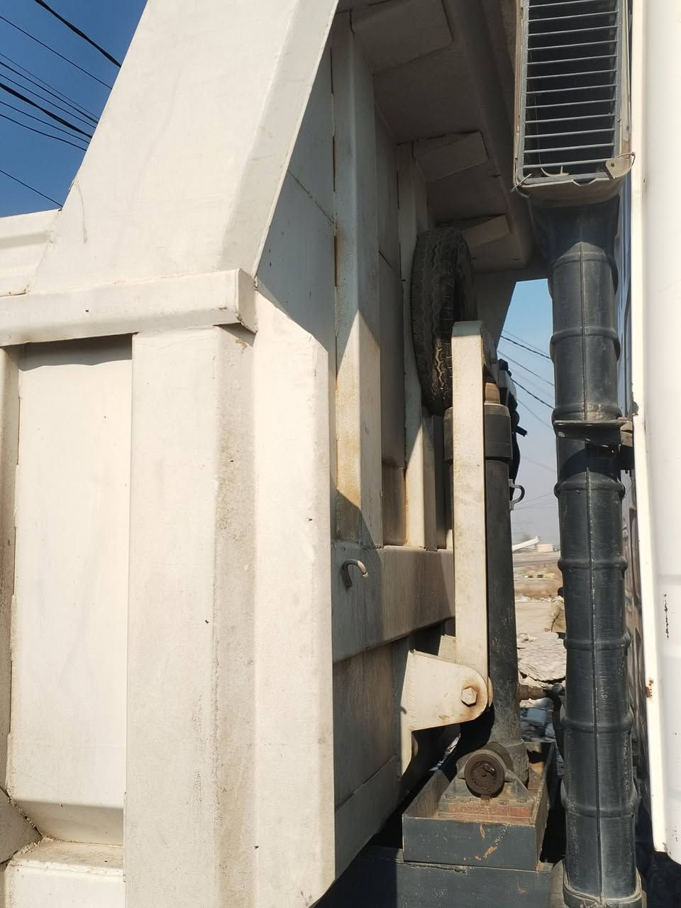 السلام عليكم بدي للبيع جديد كلش مكاني بغداد الاستفسار /***********
