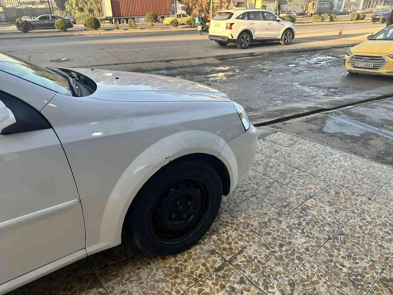 اوبترة 2013 
هزة جديدة 
محرك ما مفتوح ضررها 
موضح بل صورة فقط  
سيارة حيل حلوى 
 ابيعها هيج بدون تصليح 
السعر 95 وبيها مجال بصيط 
التواصل فقط على الرقم او واتساب 
***********
