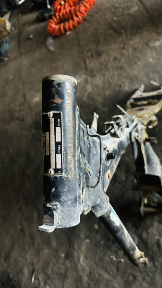 شاصي ارشه اوراق ٢١نضيف كلش ٢٥٠وبيه مجال للتواصل ***********
