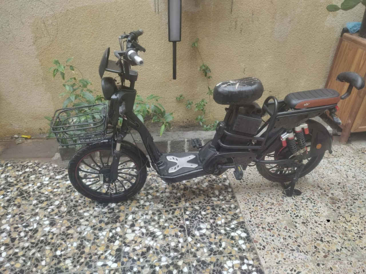 باسكل شحن ٤ بطاريات جدد
السعر ١٨٠


**إذا كنت صاحب هذا الإعلان وتريد حذفه لأي سبب، رجاءا أرسل رسالة إلى الدعم الفني**