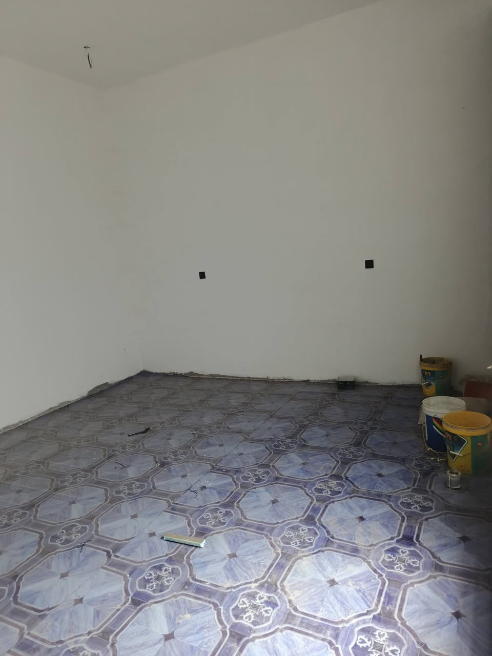 يالله متاح بيت للبيع زراعي مساحه 150 بيت بناء جديد مكان ديالى بعقوبة خلف ال صناعه ال ثالثه شارع الديري لل استفسار ***********
