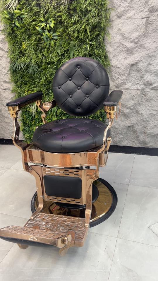 سلام عليكم 3 كراسي للبيع ملكي نظيفات جدا مكاني بغداد الدورة سعر الكرسي الواحد 400 الف وبي مجال 
***********
