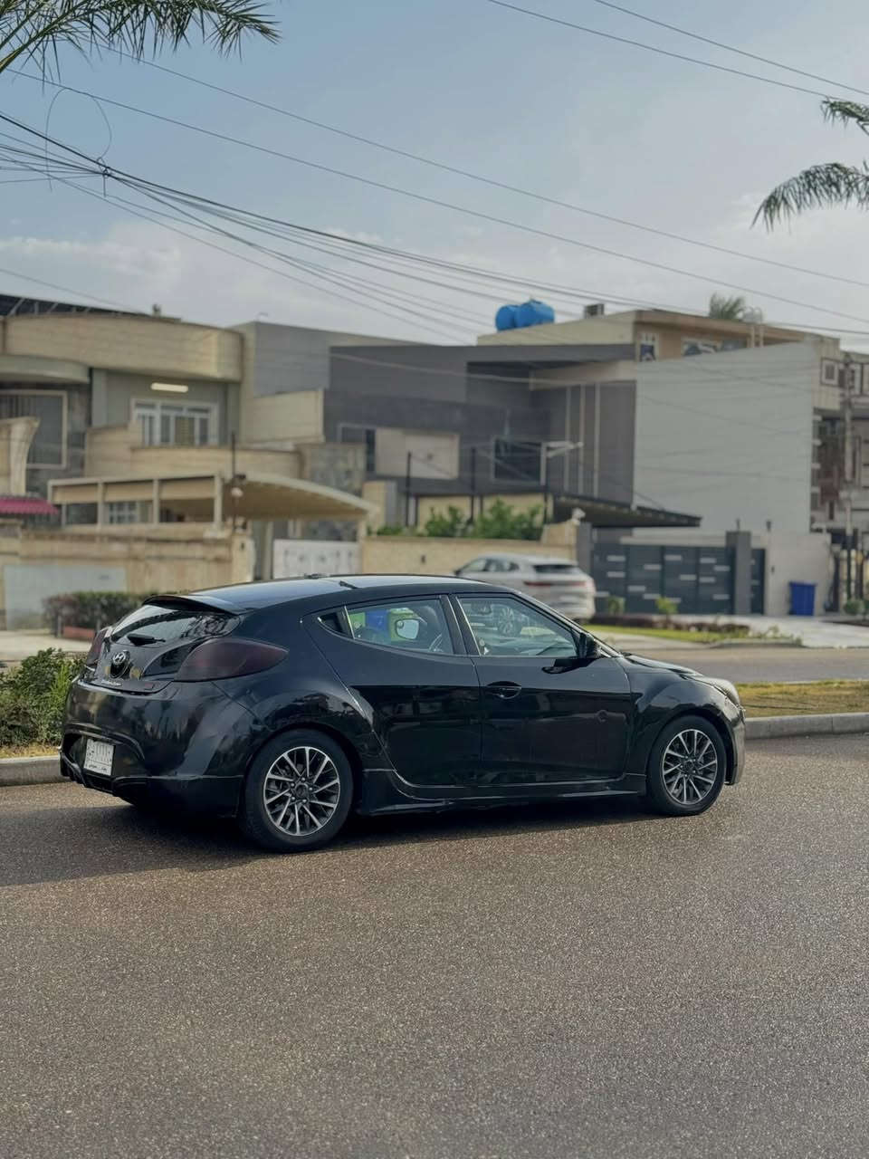 السلام وعليكم
هونداي فولستر للبيع ٢٠١٤ 
المكينه 1600 كيررر اوتوماتيك At المرغوب 
صبغ حزام بدون دواخل اثر شخوط 
سياره خير من الله بدون اي نقص جديده
كير مكينه بلاد ع وضع الشركه بدون فتح
حداديه امامي خلفي كله جديد
تبريد ثلج 
سياره متبولشه بوليش ٣ مراحل تجي وتشوف بعينك
دواخل السياره كلش نضيفه 
السياره
بصمه فتح ابواب
بصمه تشغيل
مري قلاب
حساسات امامي خلفي
كامره دواره
شاشه جبيره 
كشنات جلد
كشن تدفئه
تحكم جهتين 
صور السياره اليوم يعني مو قديمات الصور وشرط السياره بل حقيقه احلى من الصور 
السعر ٨٦ وبيه مجال 
العنوان بغداد السيديه
***********
اعتذر منكم ما ابيع قسط ربي يرزقكم بل احسن واحلى منها ❤️
