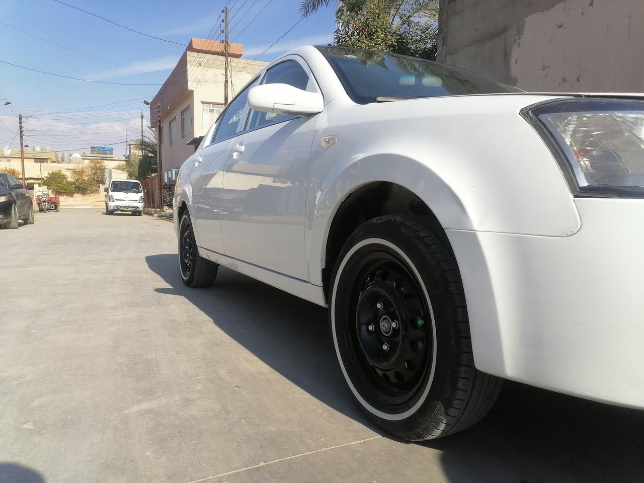 سلام عليكم شيري A5 رقم أربيل الألماني سنويه هزه كله جديد بطاقه بانزين بيها 4 تأيرات بل باكيت لا ظربه ولا تبديل بيها بس كارت مكان صغير أو بيها شخط مكحل سياره مال بيت حيل جديده تبريد شغال تدفئه كله شغال نقص ما بيها ابدا السعر 65 الشراي يتصل ***********
