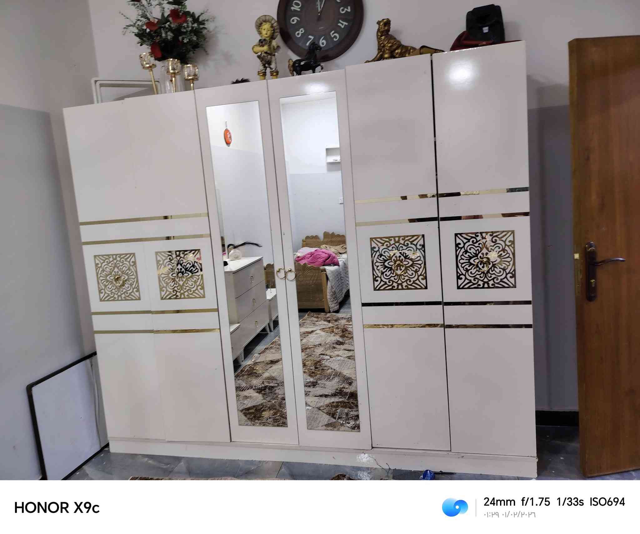 للبيع بدون جربايه. المكان الإعلام قرب تقاطع درويش ***********. السعر٢٠٠
