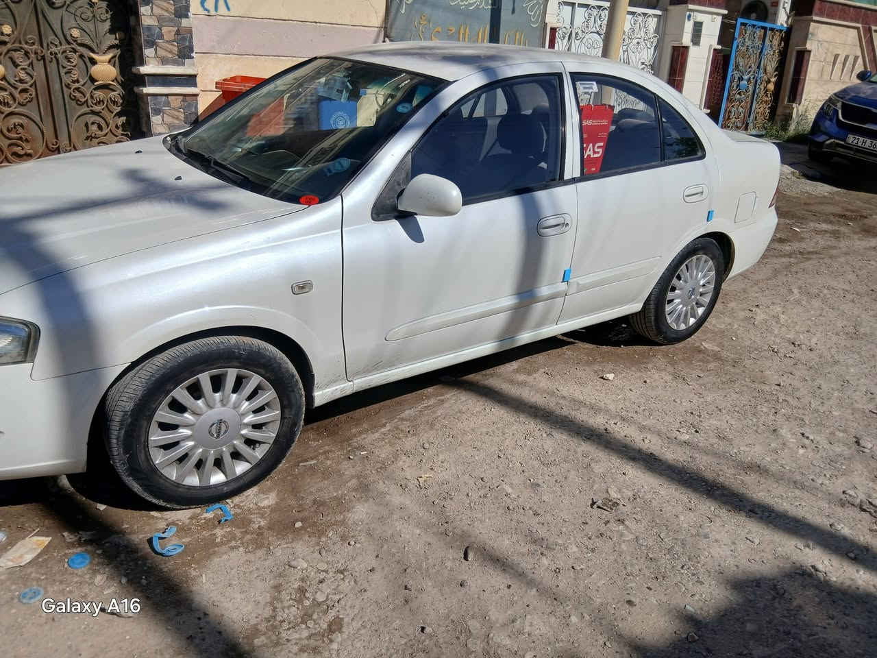 بيع مستعجل نيسان صني 2011 كوري لون ابيض صدفي صبغ الدوس فقط والباقي كفاله محرك ابيض كير حداديه تبريد تدفئه كله تمام تخم تاير ويل كب رقم سليمانيه الجديد سنويه لل2030 وكاله وتحويل ظمان السعر 110 وبيهه مجال  مبايل *********** مكاني العماره
