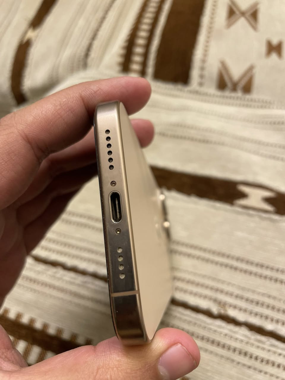 ١٦برو ماكس للبيع باب اول نضافه خير من الله تلفون ممفتوح الله شاهد بطاريته جانت ٩٨   ونزلت عل ٩٤ داخل ضمان ماستر  مكاني بغداد ***********
