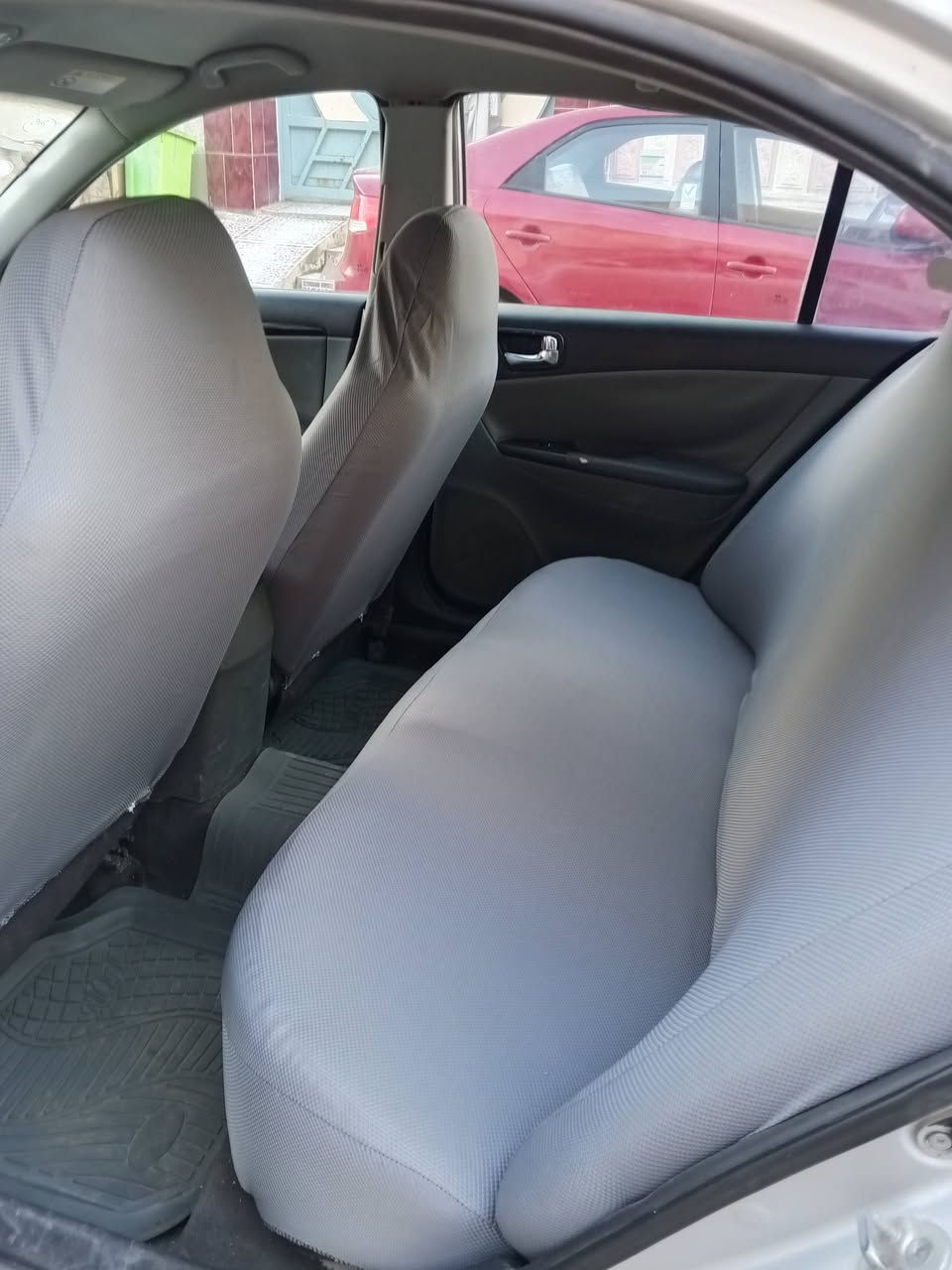 السلام عليكم 
سوناتا مديل 11 للبيع أدوات كير ومكينه وتبريد وتتفئه مكفوله تخم تاير جديد سيارة جاهزة وخير من الله مكاني بلد 
***********
