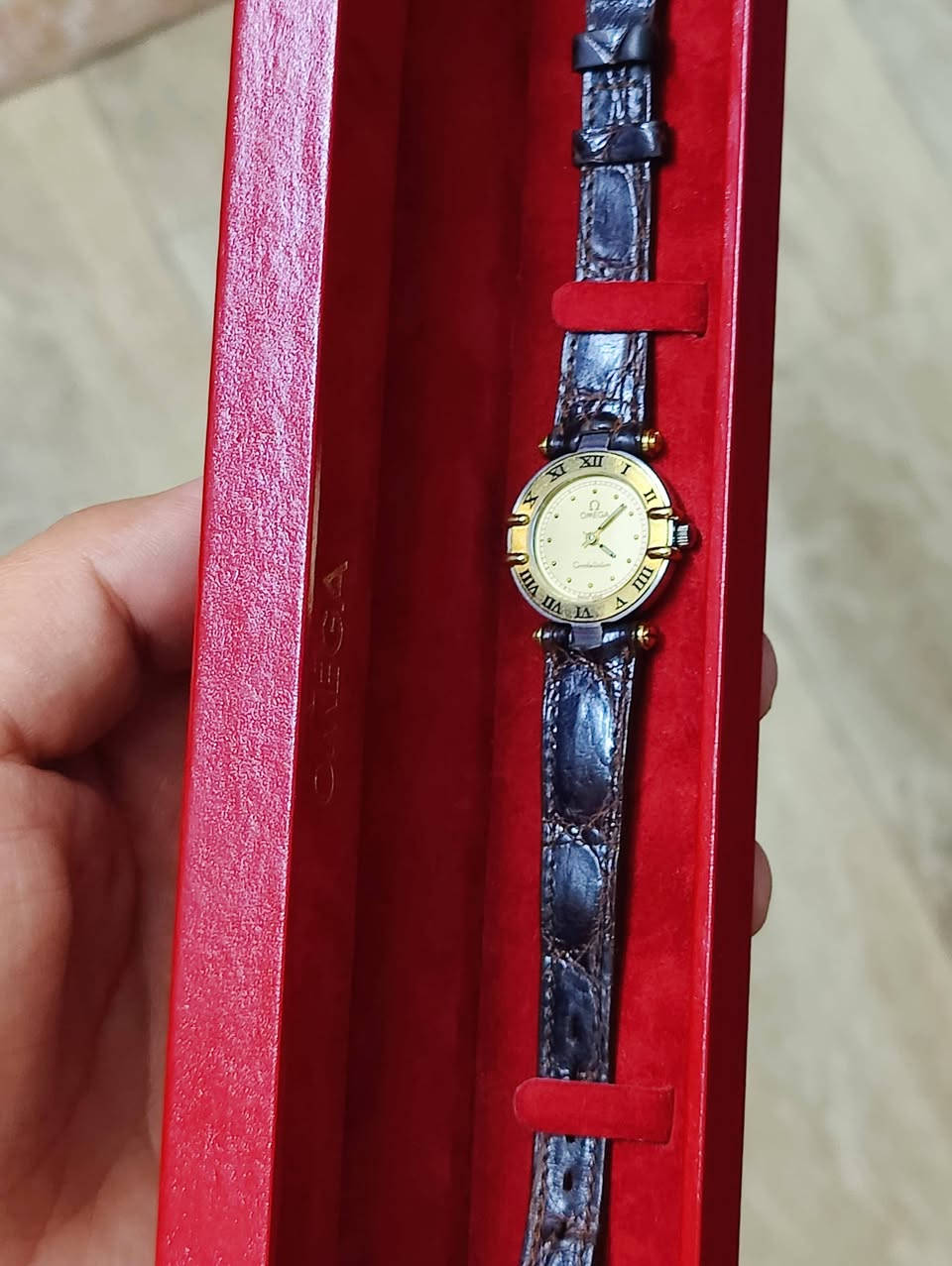 تم الحجز 
اوميگا كونسليشن نسائية مع علبة الاصلية اول تم 150 دولار


**إذا كنت صاحب هذا الإعلان وتريد حذفه لأي سبب، رجاءا أرسل رسالة إلى الدعم الفني**