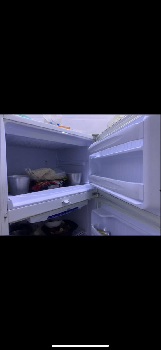 بيع سريع 🔥
ثلاجة حجم جبير للبيع اي عيب مابي 
سعره ٧٠ الف هاي كدامكم وثلج  
ال مو شراي ليجي يدوخني ساعتين رجاء


**إذا كنت صاحب هذا الإعلان وتريد حذفه لأي سبب، رجاءا أرسل رسالة إلى الدعم الفني**