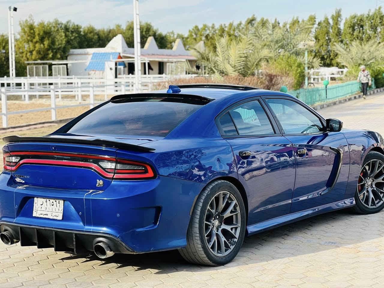 السلام عليكم جارجر 2019
‏SRT /6400 سكات باك 
فول واحد عل واحد
فتحه سقف
شاشه كبيره
رادارات
لون موميز 
كزوز صوت قنبله
مكان سياره بغداد 
جسر ديالى تقاطع نهروان 
___________________________
الاستفسار اتصل
***********
