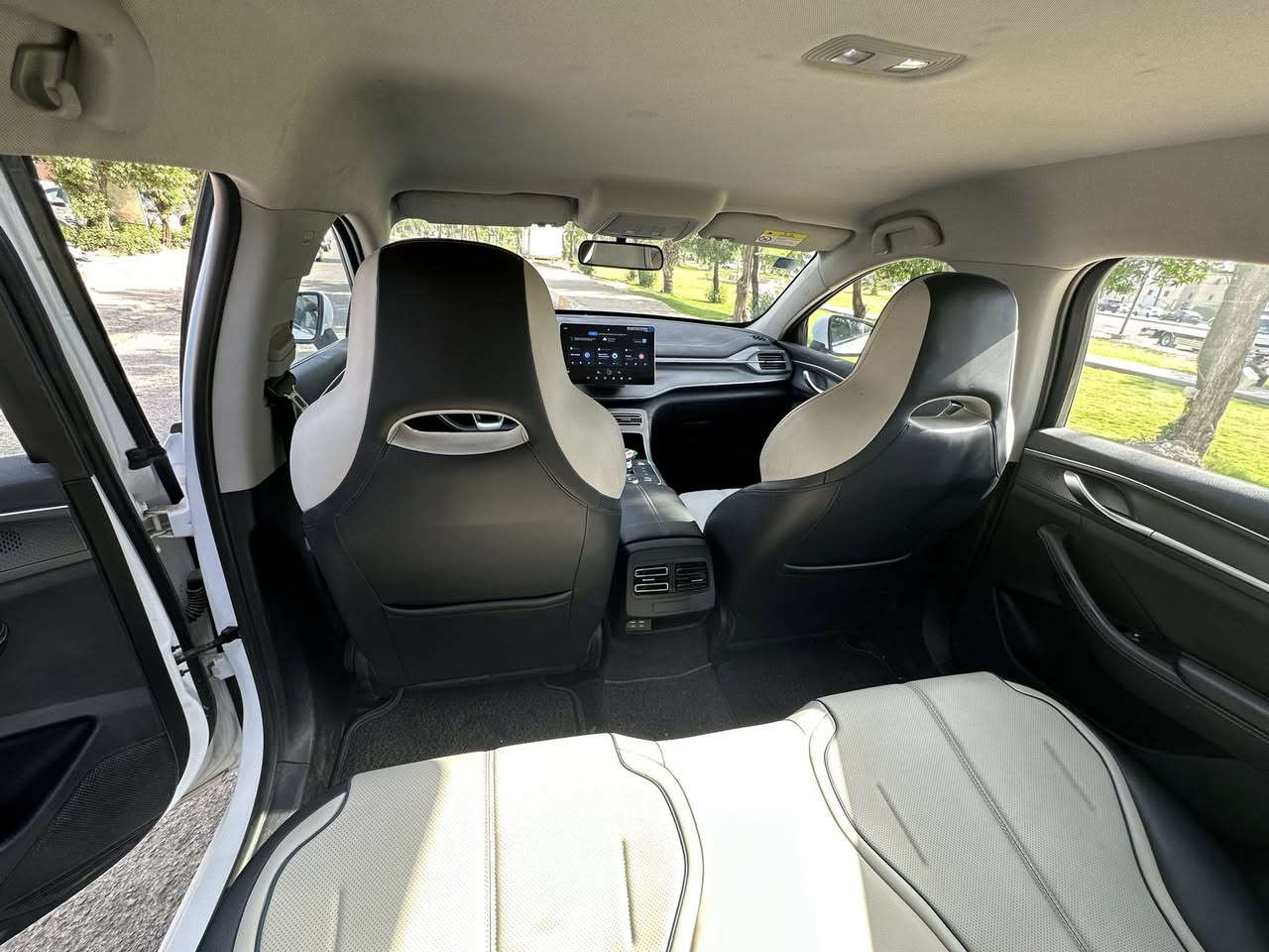 السلام عليكم BYD دسترويل 2025 ماشية 16الف سيارة مال بيت 19,200,000 دينار العنوان بغداد البياع 
رقم الهاتف:
‏***********
