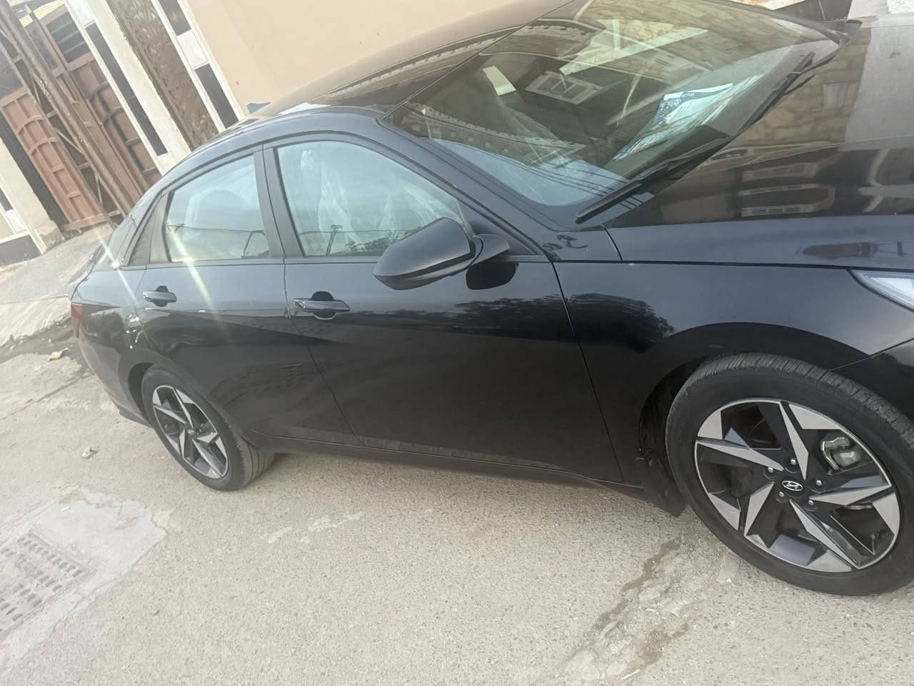 النترا امريكي موديل 2023 ماشيه 28 فول ماعده الفتحه والمري مو شفط صور الحادث داخل المنشور بيها بالعراق صبغ يم قبق البانزين شي بسيط السعر 145 مكان السياره بغداد - حي اور ***********
