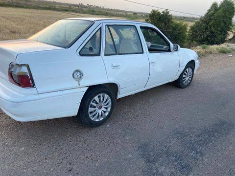 السلام عليكم من رخصه الادمن دايو سلو موديل 94كير اوتو ماتيك رقم ديالى دولي  هزه جديدة تحويل مباشر السيارة مصبوقه عام لجماليه كير ومحرك مكفولات كهربائيات كلها شقلله صدر  امامي خلفي جديد تخم تاير جديد السعر 27 وبيها مجال مكان جزيرة الخالديه رقم الهاتف  ***********
