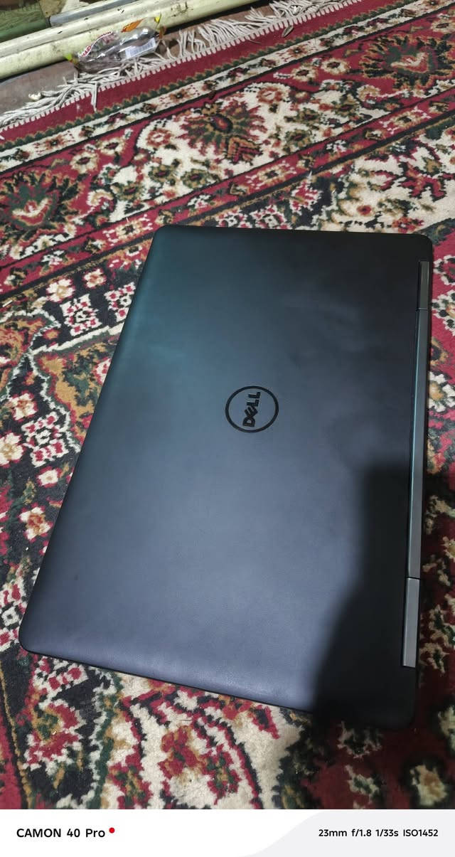 سلام عليكم لابتوب للبيع كلش حلو وجديد الله شاهد نوعيته دل مواصفات فوللل والله ذاكره ١٢٨ورام ٨جبير خيي 15/6 حجمهDell Latitude E5540 مكاني بابل حصوه سعره 275وبيه مجال بصيط ***********
