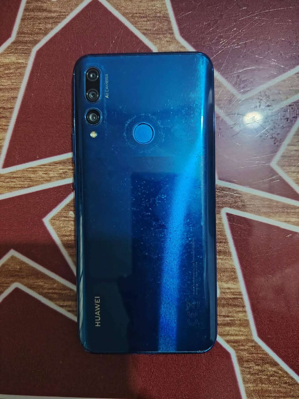 السلام عليكم جهاز HUAWEI Y9 Prime الجهاز جديد مكفول من الشخط ذاكره 128 جهاز نضيف كلش السعر 110 وبي مجال كلش قليل ***********
