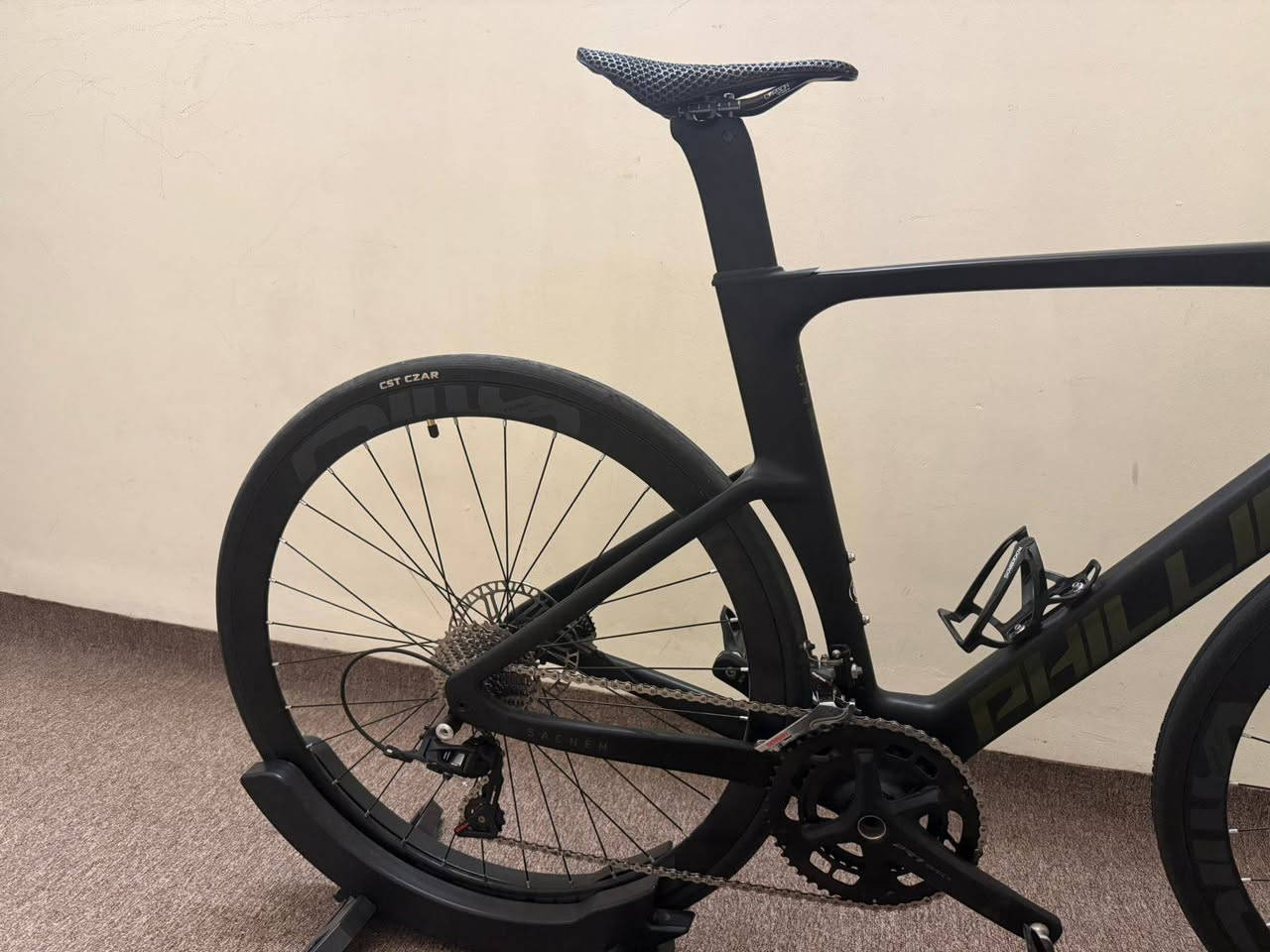 مارکە فلیپس
کامل کاربوون
قیاس 52 L


**إذا كنت صاحب هذا الإعلان وتريد حذفه لأي سبب، رجاءا أرسل رسالة إلى الدعم الفني**