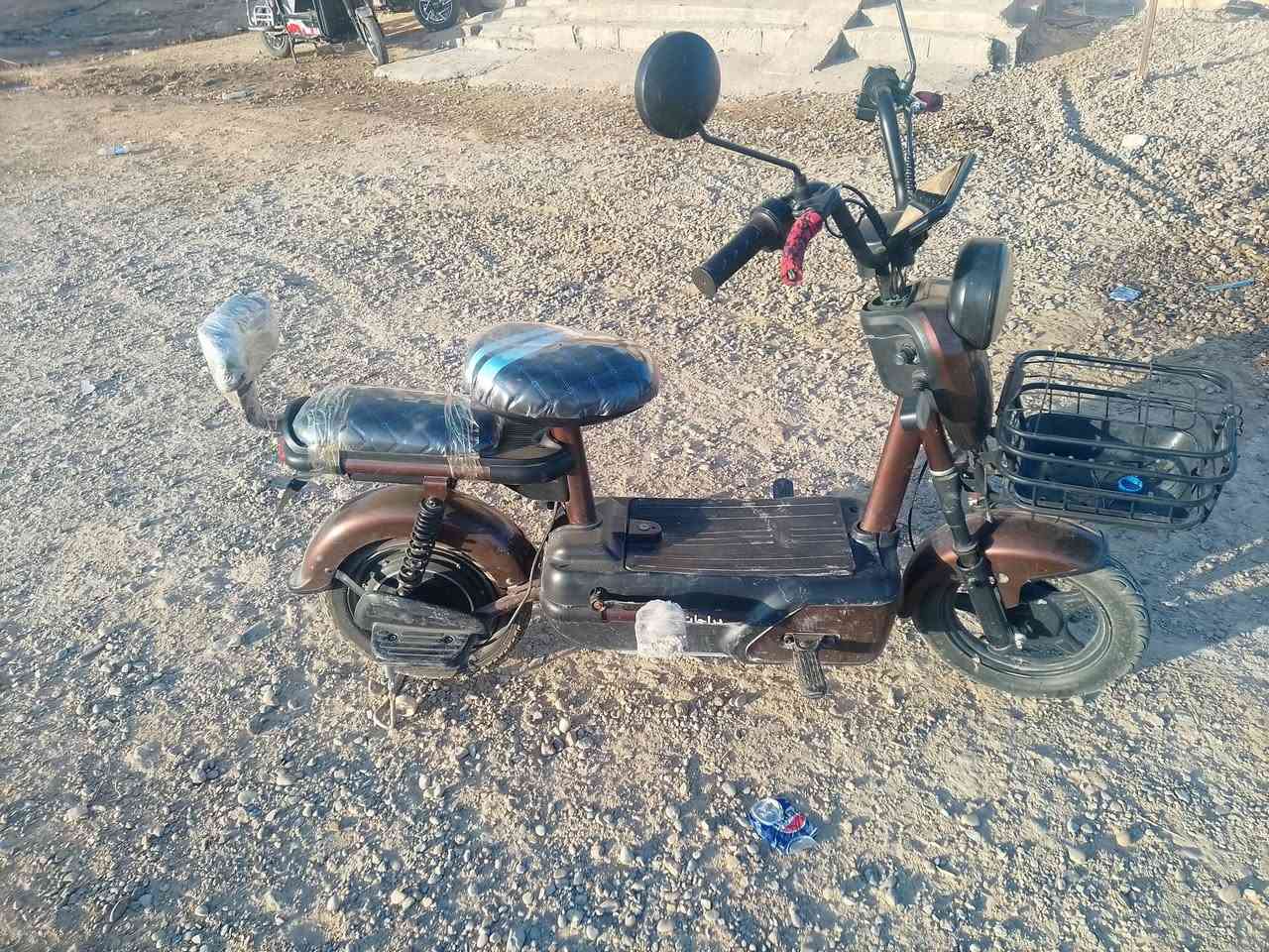 مكلف بل النشر للبيع مطورين نضيفه جديده سعره اخوين 425 وزغير 175 مبرده نضيفه شغاله ع فحص 2ونص حجم سعر 60مكانه هيت @ استفسار خاص أو رقم بي وتساب *********** @ للجميع
