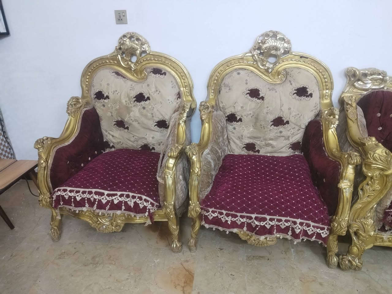 تخم مصري ملكي ١٠ مقاعد
السعر ٥٠٠ الف


**إذا كنت صاحب هذا الإعلان وتريد حذفه لأي سبب، رجاءا أرسل رسالة إلى الدعم الفني**