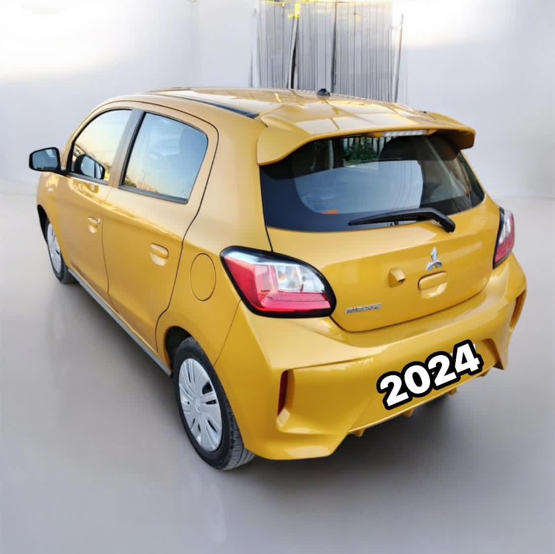 ميراج 2024 رقم بغداد لون ذهبي مميز بدون صبغ ماشية 11 الف مكاني بغداد وللاستفسار ***********
