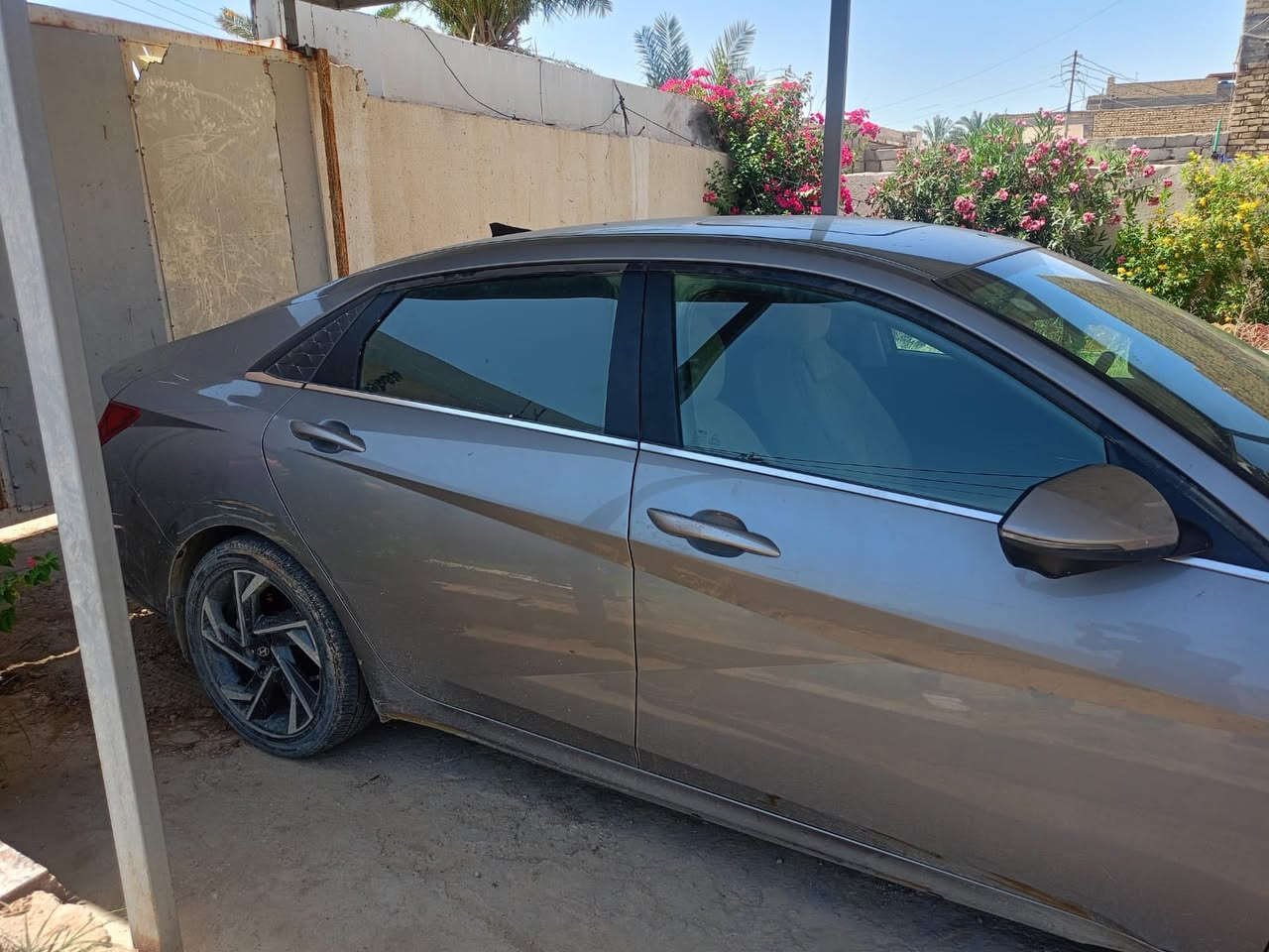 النتر 24فول مواصفات حره 
باسمي فتحه تحكم ستيرن قياده ذاتيه اربع كامرات حادثه دعاميه ولايت فقط جهة السايق كشن تدفئه وتبريد 
ماشيه 44ميل ستخدام شخصي
السعر 150 وبيه مجال مكاني ذي قار الشطره 
***********
