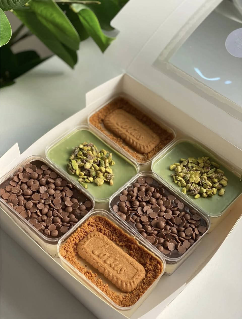 حلا بارد متوفر حالياً للطلب
بنكهات متنوعة (نوتيلا، لوتس، بستاشيوو ، اوريوو، كندر) 
سعر قطعتين بـ 5000
4 كاسات بـ 10 
وبوكس يجيكم بهذا الترتيب بـ 14 فقط💕💕
توصيل داخل بسمايا


**إذا كنت صاحب هذا الإعلان وتريد حذفه لأي سبب، رجاءا أرسل رسالة إلى الدعم الفني**