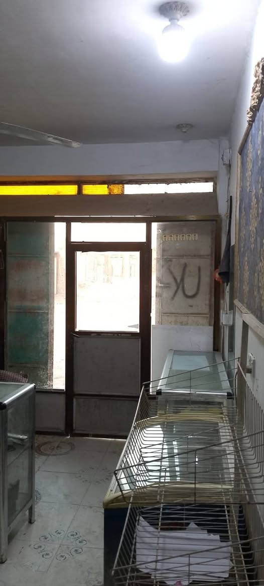 🔹 يوجد محل للإيجار بسعر مناسب جداً 🔹

📍 الموقع: بضهر شارع 80 – حي العسكري

💰 السعر: 50 الف فقط شهرياً

اذا مع البرادات والمجمدة ب 100 الف فقط

للاستفسار يرجى التواصل على رقم الهاتف ***********
